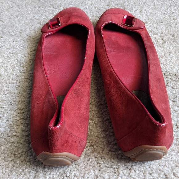 Cole Haan Nike Air Red Suede Flats - Picture 4 of 9